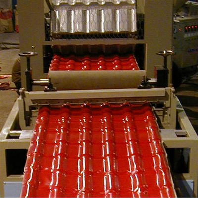 Linea lustrata di plastica strato dell'estrusione di profilo del PVC delle mattonelle del soffitto dell'asa PMMA del tetto