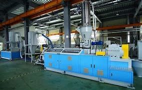 Linea di plastica dell'estrusione di profilo del PVC Deco con l'invertitore di ABB